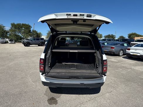Used 2020 Land Rover Range Rover HSE image 28