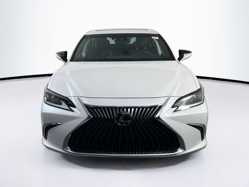 Used 2019 Lexus ES 350 image 2