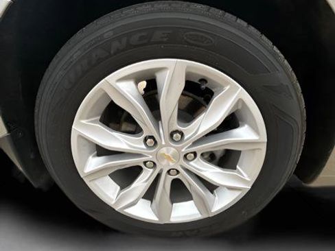 Used 2022 Chevrolet Malibu LT image 26