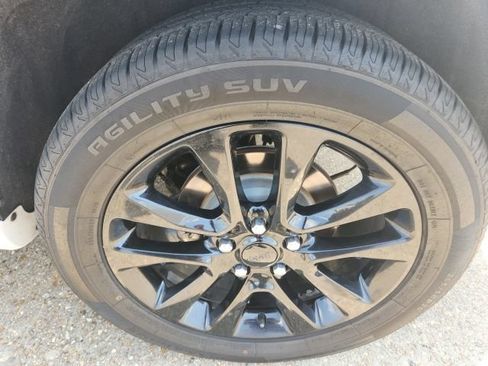 Used 2018 Jeep Grand Cherokee Altitude RWD image 14