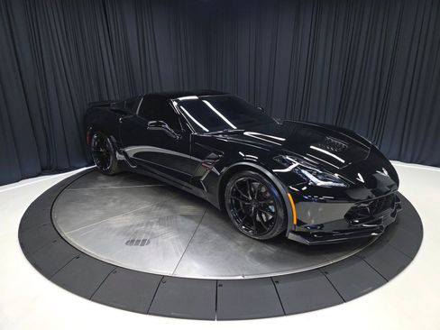Used 2018 Chevrolet Corvette Grand Sport image 14