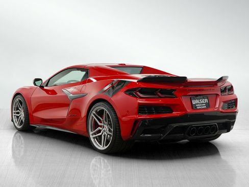 Used 2024 Chevrolet Corvette Z06 image 3