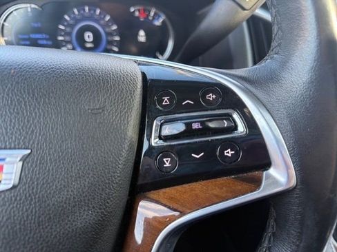 Used 2020 Cadillac Escalade Luxury w/ Escalade Sport Edition image 21