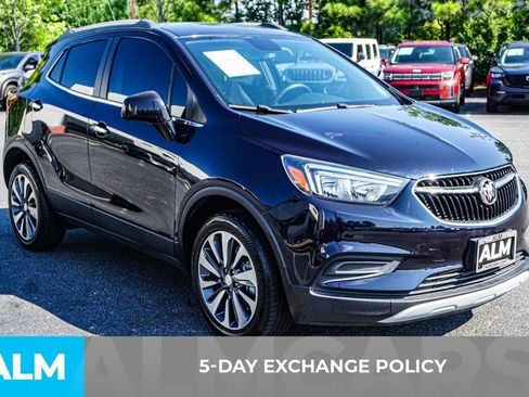 Used 2021 Buick Encore Preferred AWD/4WD image 3