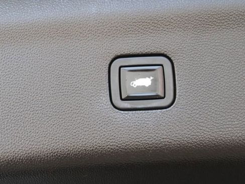 Used 2020 Buick Enclave Essence w/ Trailering Package, 5000 lbs. image 35