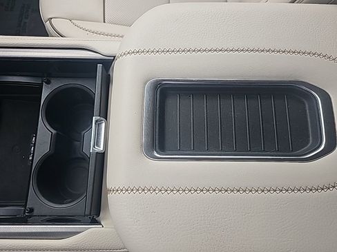 Used 2022 GMC Yukon XL Denali w/ Denali Ultimate Package image 29