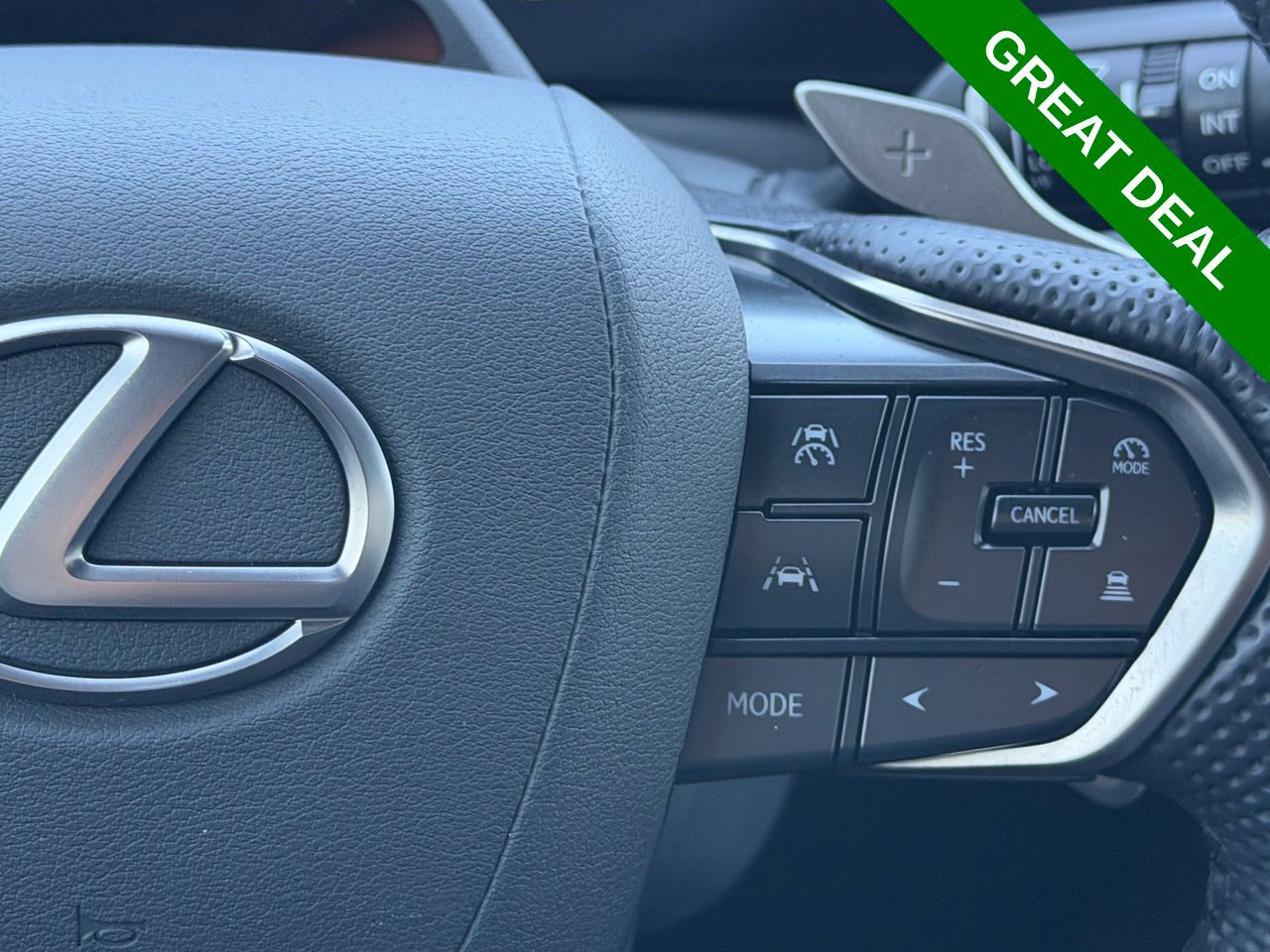 Used 2026 Lexus TX 500h AWD w/ Technology Package image 22
