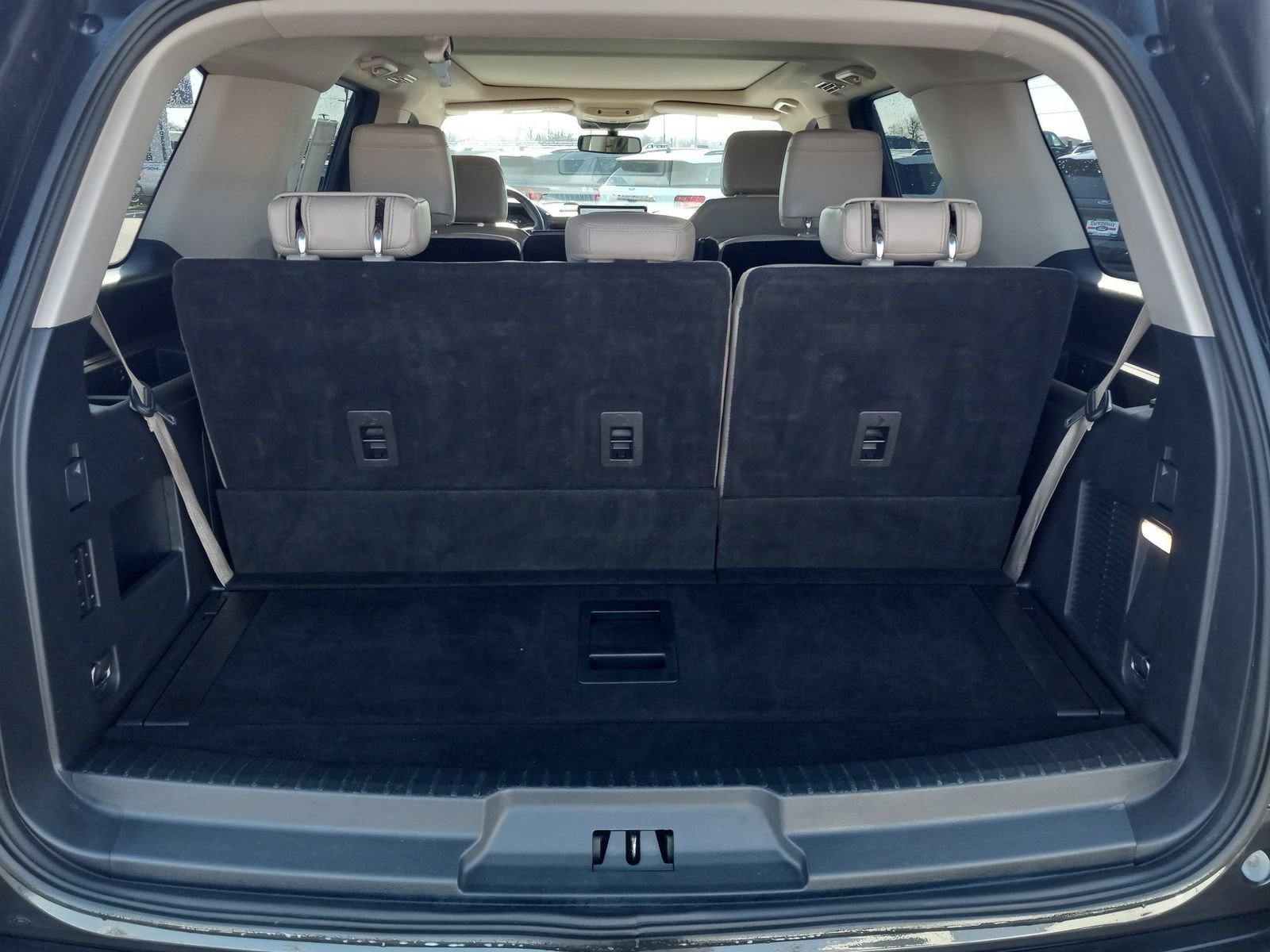 Used 2024 Ford Expedition Limited AWD/4WD image 12
