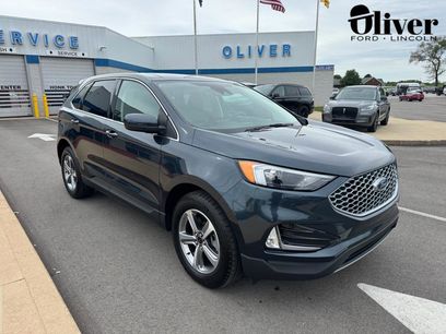 Used 2024 Ford Edge SEL w/ Convenience Package