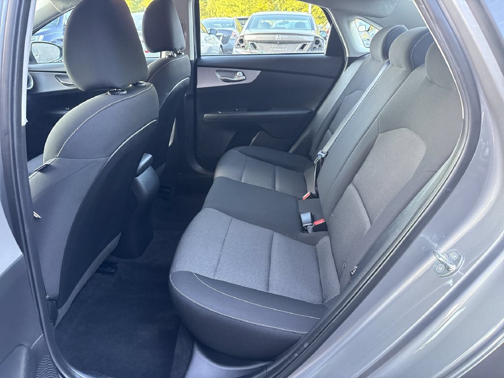 Used 2023 Kia Forte LXS w/ LXS Technology Package FWD image 24