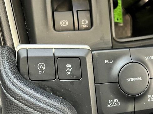 Used 2025 Toyota Grand Highlander AWD image 44