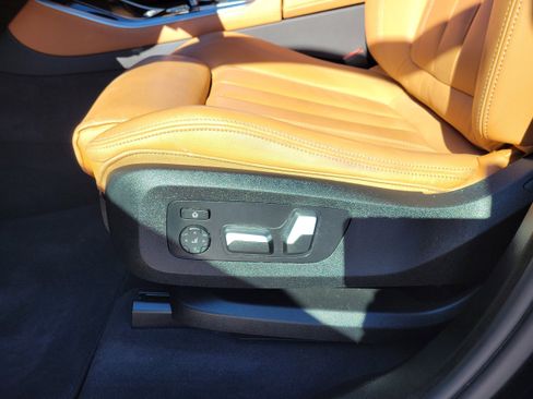 Used 2021 BMW X5 xDrive40i w/ Convenience Package image 29