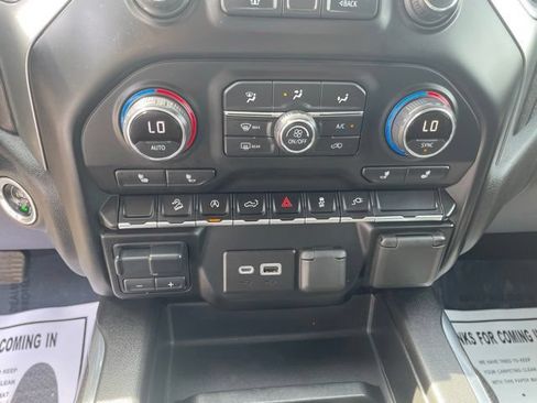 Used 2020 Chevrolet Silverado 1500 LT Trail Boss AWD/4WD image 15