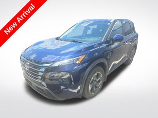 Used 2025 Nissan Rogue SV w/ SV Premium Package AWD/4WD video 1