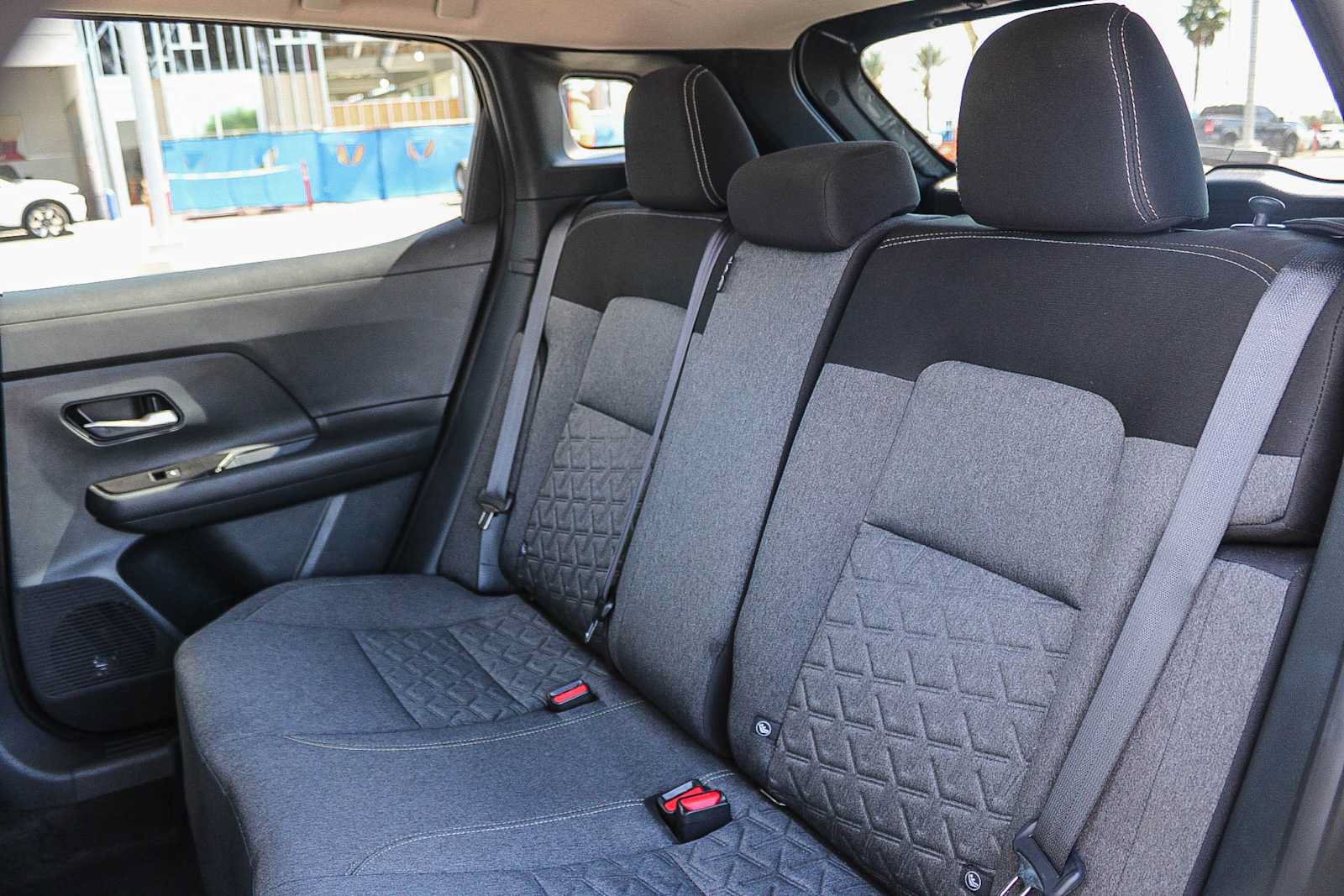 Used 2025 Nissan Kicks SV w/ Illumination Package FWD image 18