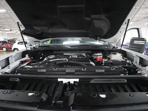 Used 2025 Chevrolet Silverado 2500 LT w/ Convenience Package image 3