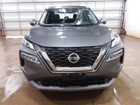 Used 2021 Nissan Rogue SL w/ Premium Package FWD image 7