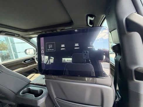 New 2026 GMC Yukon XL Denali Ultimate w/ LPO, Floor Liner Package AWD/4WD image 21