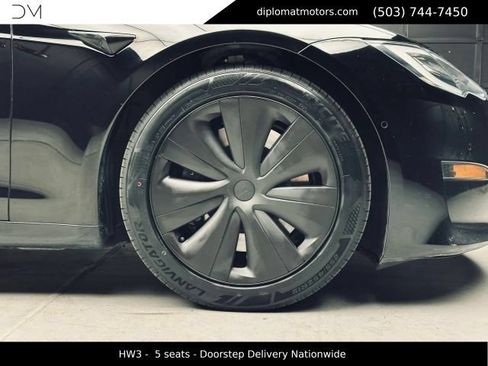 Used 2022 Tesla Model S AWD/4WD image 37