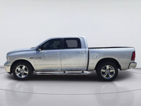 Used 2017 RAM 1500 Lone Star RWD image 2