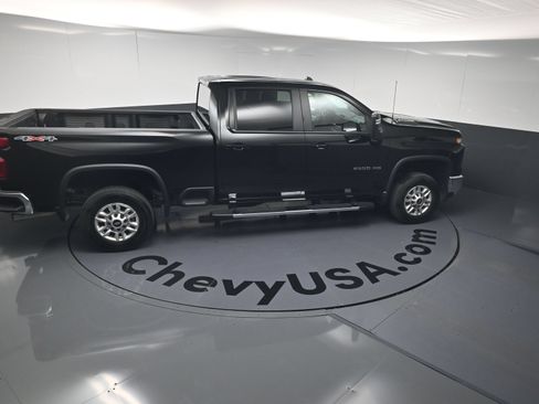 Used 2025 Chevrolet Silverado 2500 LT w/ Convenience Package AWD/4WD image 34