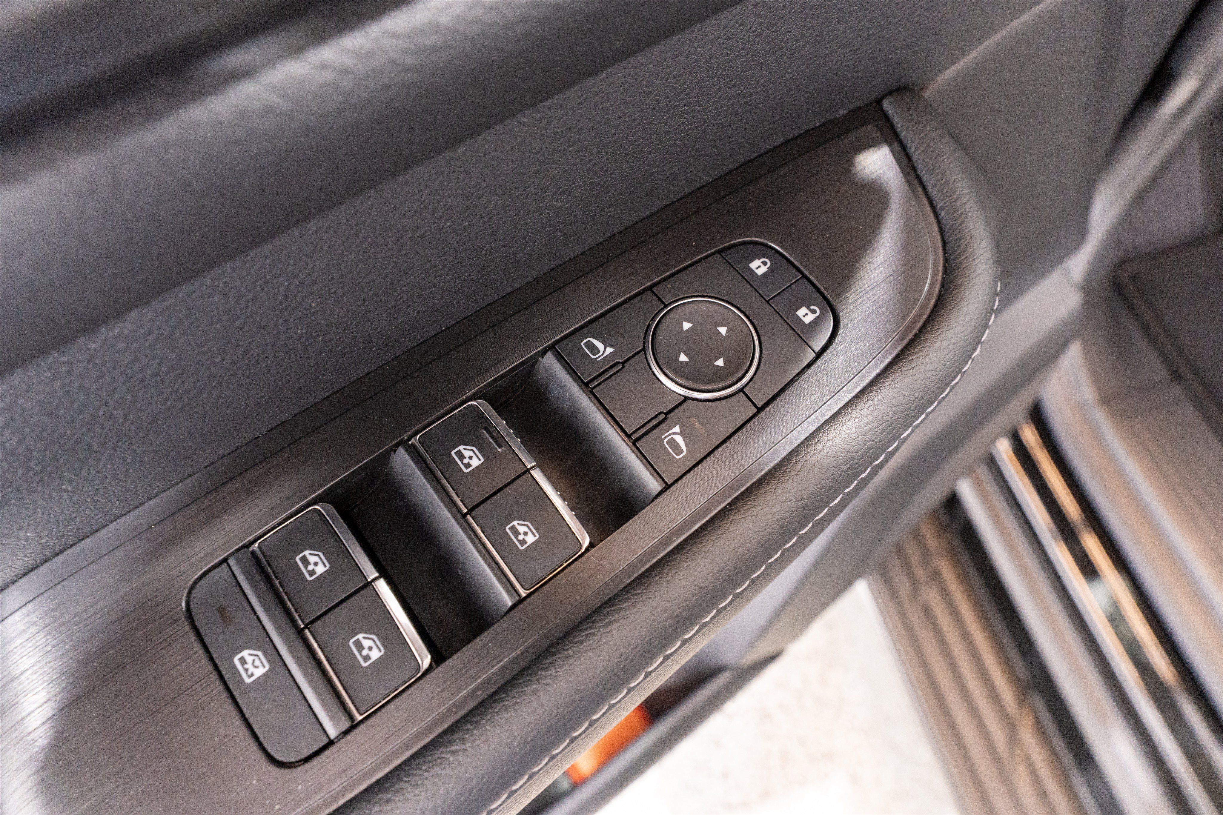 Used 2026 Nissan Armada SV RWD image 14