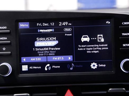 Used 2023 Hyundai Elantra SEL image 31