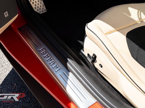 Used 2023 Ferrari Portofino M RWD image 35