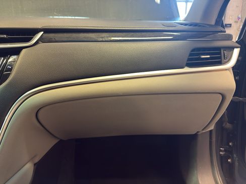 Used 2014 Cadillac XTS Vsport Premium AWD/4WD image 23