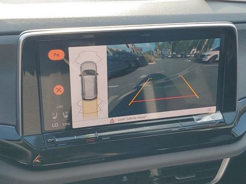 New 2026 Volkswagen Atlas Peak Edition AWD/4WD image 24