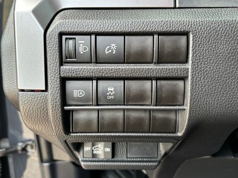 Used 2025 Toyota Tacoma SR5 image 23