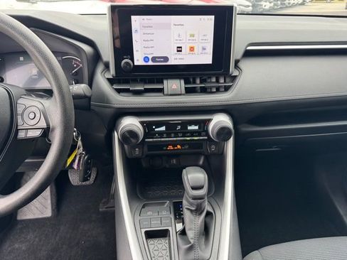 Used 2025 Toyota RAV4 LE image 21