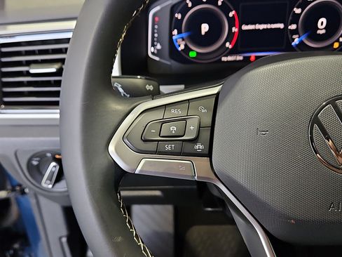 Used 2022 Volkswagen Atlas SE w/ Black Wheel Package AWD/4WD image 17