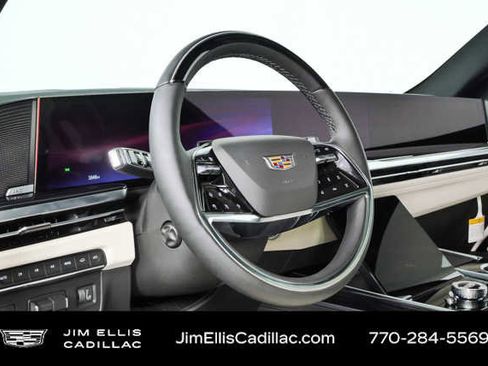 Used 2026 Cadillac Escalade Sport w/ Touring Package AWD/4WD image 4