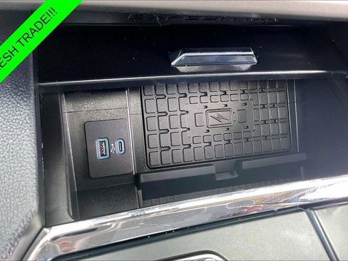 Used 2024 Ford Expedition XLT RWD image 15