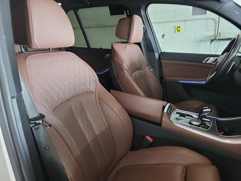 Used 2022 BMW X5 xDrive45e w/ M Sport Package image 8