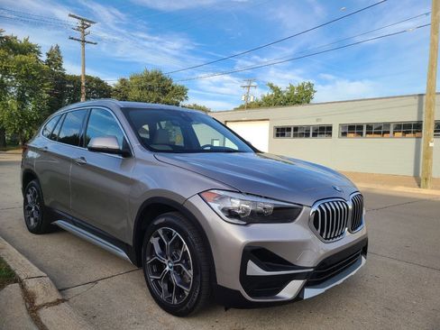 Used 2021 BMW X1 xDrive28i w/ Convenience Package image 4