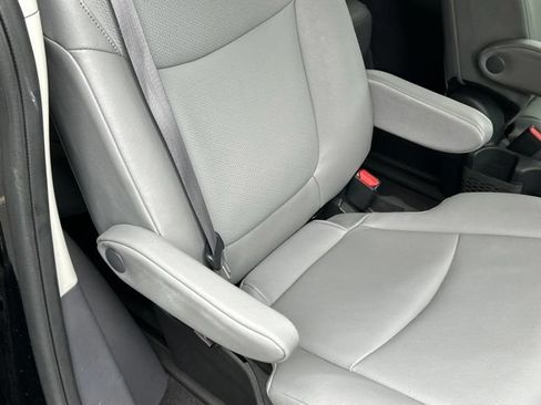 Used 2024 Toyota Sienna XLE w/ XLE Plus Package AWD/4WD image 52