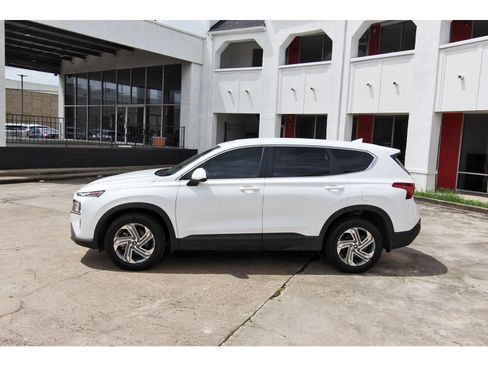 Used 2023 Hyundai Santa Fe SE FWD image 4