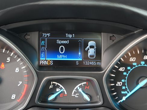 Used 2015 Ford Escape Titanium w/ Equipment Group 301A AWD/4WD image 28