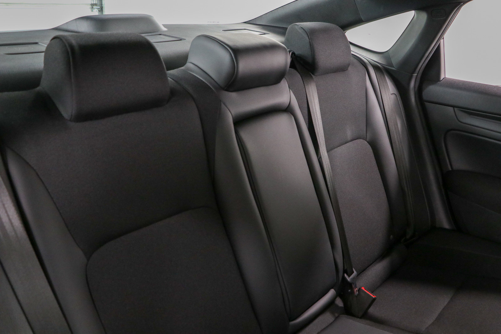 Used 2025 Honda Civic Sport image 27