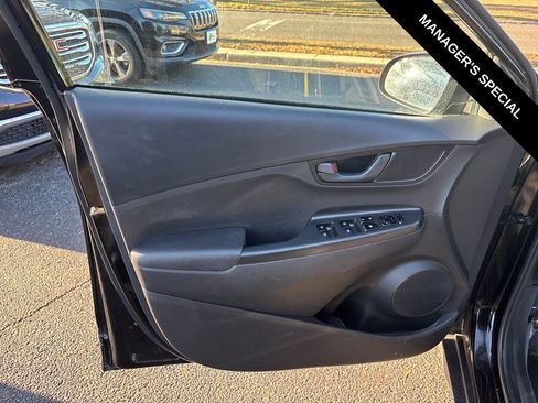 Used 2020 Hyundai Kona SEL image 13