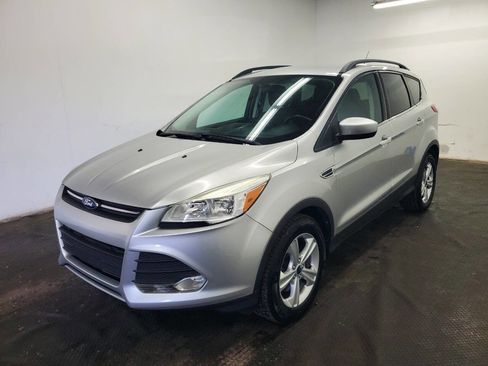 Used 2014 Ford Escape SE w/ Equipment Group 201A AWD/4WD image 1