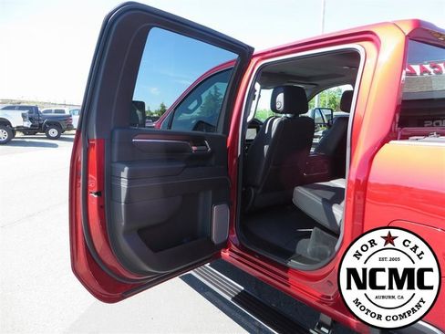 Used 2024 GMC Sierra 2500 Denali w/ Denali Reserve Package image 49