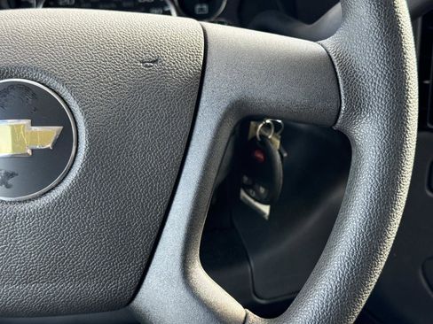 New 2025 Chevrolet Express 3500 w/ Power Convenience Package image 5