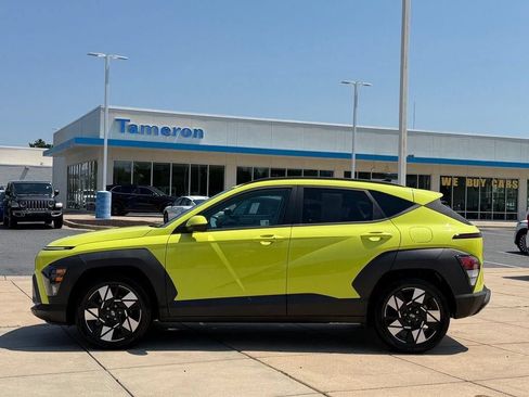 Used 2024 Hyundai Kona SEL FWD image 7