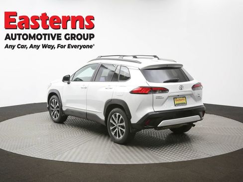 Used 2022 Toyota Corolla Cross XLE w/ Convenience Package image 61