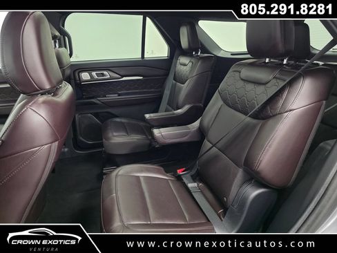 Used 2025 Ford Explorer Platinum w/ LUX Leather Package AWD/4WD image 21