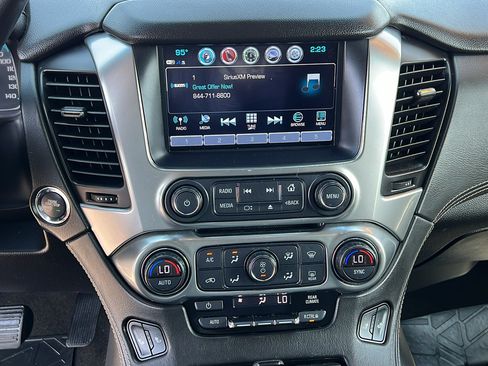 Used 2025 Chevrolet Blazer RS w/ Driver Confidence II Package AWD/4WD image 28