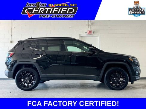 Certified 2026 Jeep Compass Latitude AWD/4WD image 1